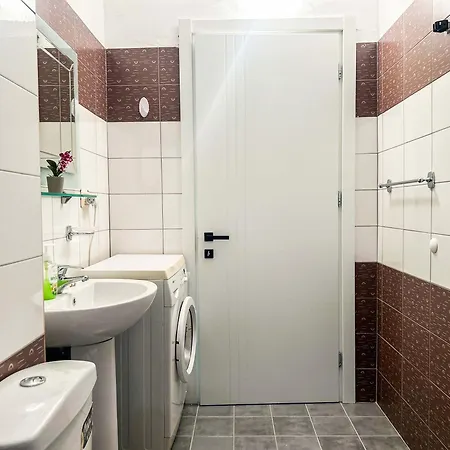 Cozy 1307 Apartment *